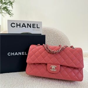 CHANEL Quilted Lambskin medium flap in Pink